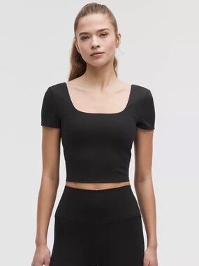 💐NWT💐lululemon Wunder Under SmoothCover Square-Neck T-Shirt - size 6